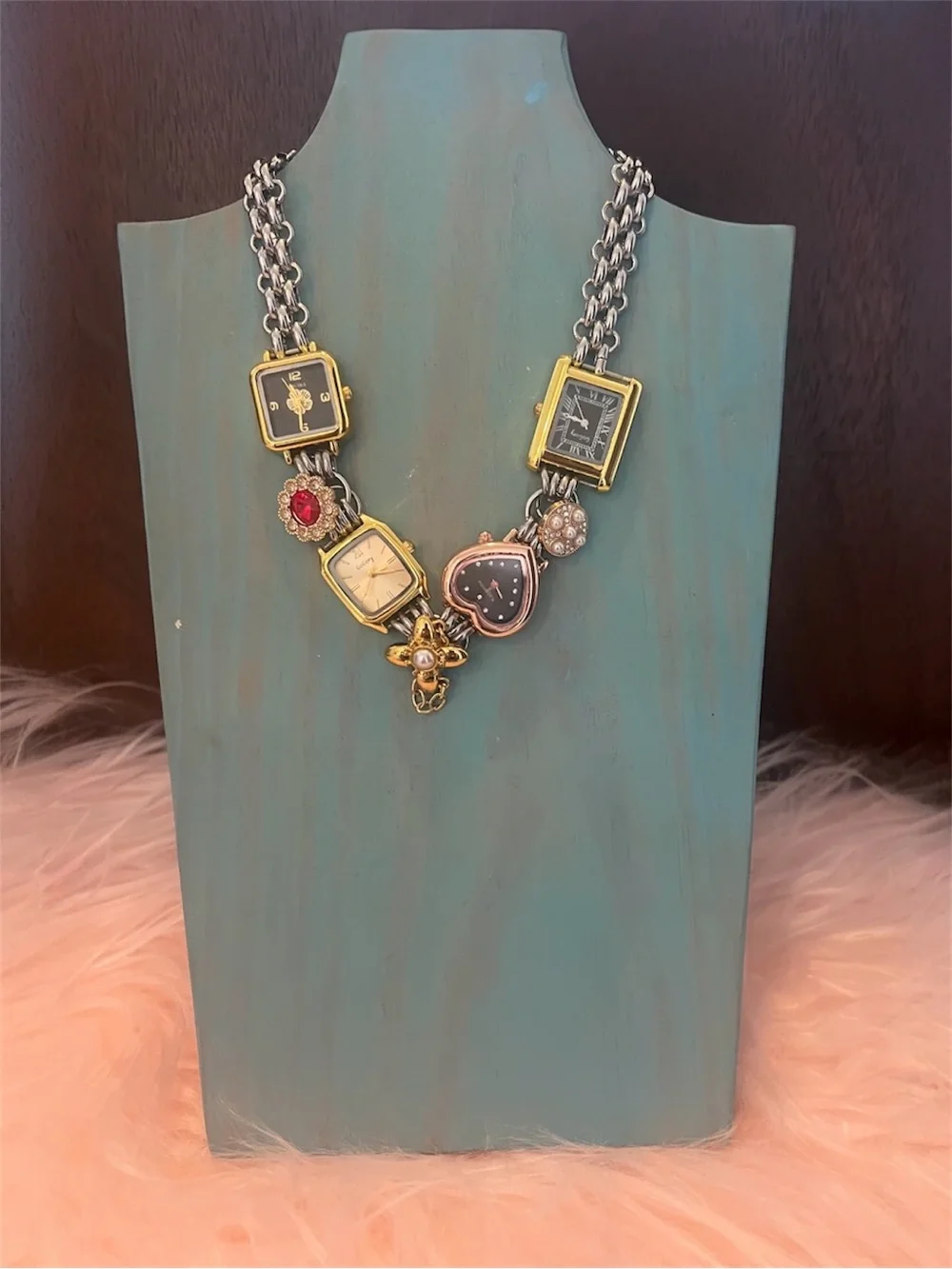 Gold&Silver Multi-Charm Choker w/ Gogoey/MRUIKA/Kapanou Watches, Crystals/Pearls - Picture 4 of 13